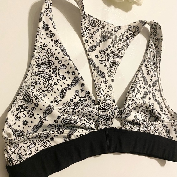 NWOT Pink Sport Bra M - Picture 7 of 7